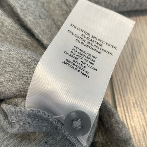 Aritzia Button Up Long Sleeve - Picture 12 of 12